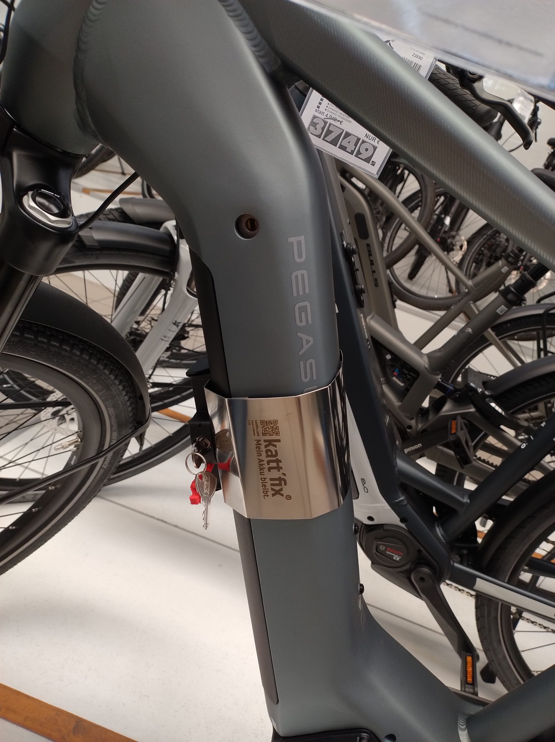 Akkuschloss fürs Pegasus Evo 12 Diamant-/Trapezrahmen – Bild 3