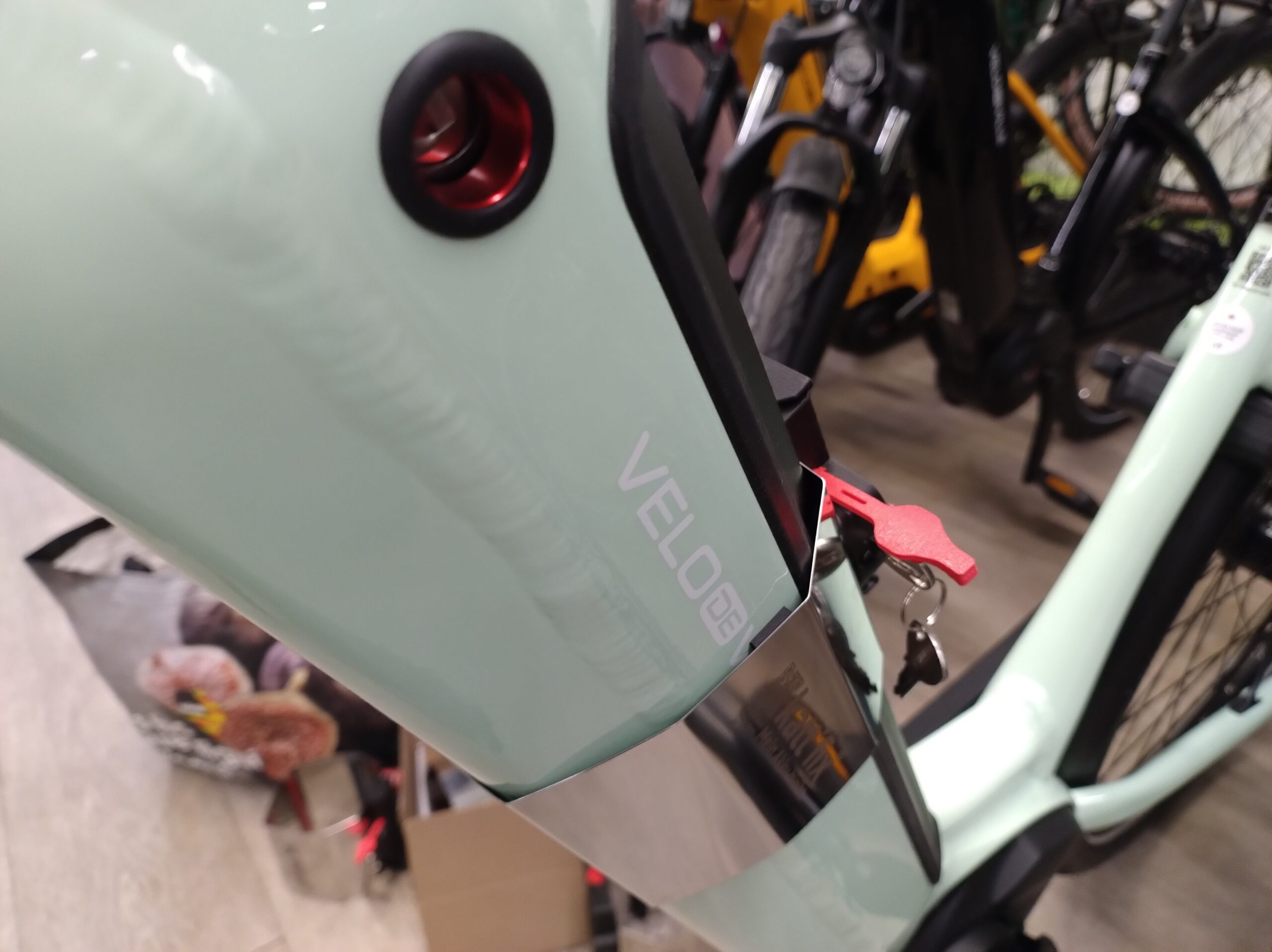 Akkuschloss fürs Velo de Ville Wave Tiefeinstieg 500-625Wh mit ausgeprägter Schweißnaht an der Seite